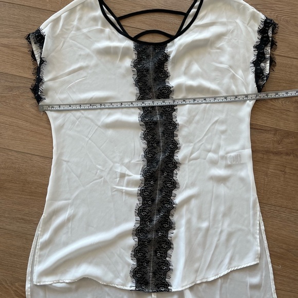 HeartSoul black and white tunic style blouse. Size L‎ - Picture 6 of 6